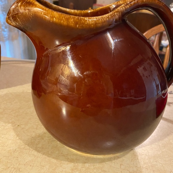 Hull Vintage Pitcher - Picture 2 of 3